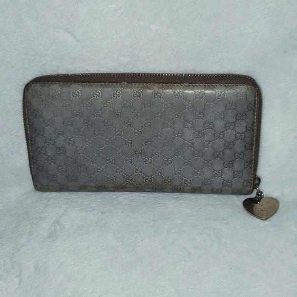 Gucci Micro GG Long Zip-Around Wallet - Picture 2 of 14